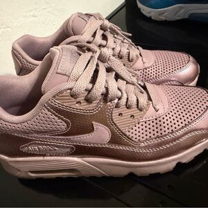 Nike Air Max 90
Elemental Rose (GS)